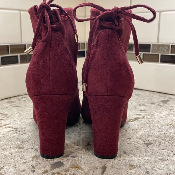 Unisa Unressie ultra suede ankle booties - Picture 4 of 9